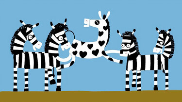 Filmstill Zebra, ein Zebra mit schwarzen Herzen hüpft, um es herum stehen vier gestreifte Zebras